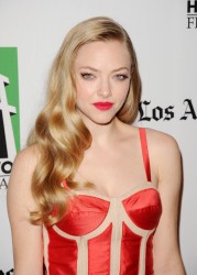 Amanda Seyfried アマンダ・セイフライド