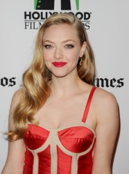 Amanda Seyfried アマンダ・セイフライド