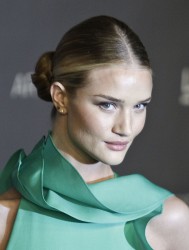 Rosie Huntington Whiteley ロージー・ハンティントン・ホワイトレー