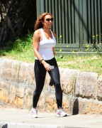 Мелани Браун (Melanie Brown) 2012-11-02 spotted working out in Sydney - 28xНQ 1795ec220873986