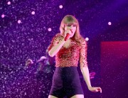 Тейлор Свифт (Taylor Swift) performs Onstage during KIIS FM's 2012, Live, 01.12.12 - 149xHQ D87d55223669501