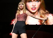 Тейлор Свифт (Taylor Swift) performs Onstage during KIIS FM's 2012, Live, 01.12.12 - 149xHQ Aa7f52223672452