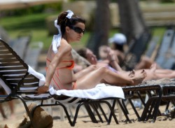 Eva Longoria Nip Slip While Wearing A Bikini At A Beach In Puerto
