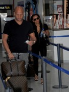 Мелани Браун, Стефен Белафонте (Melanie Brown, Stephen Belafonte) leaves Nice Airport, 25.05.13 (14xНQ) 21d7c0257476060