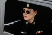 Солдат Джейн / G.I. Jane (Деми Мур, 1997)  7c2e70267040497