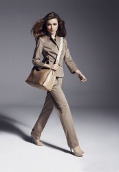 http://thumbnails105.imagebam.com/26888/3cbd05268875103.jpg