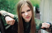 Аврил Лавин (Avril Lavigne) Xavier Popy Photoshoot 2002 (7xHQ) A9cfd3402657111