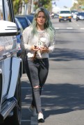 Хилари Дафф (Hilary Duff) Out and about in Los Angeles - Apr 6, 2015 (8xHQ) Bce462402720025