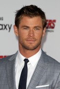 Крис Хемсворт (Chris Hemsworth) 'Avengers Age Of Ultron' Premiere, Dolby Theater, Hollywood, 2015 (105xHQ) 2ba6e6404127787