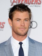 Крис Хемсворт (Chris Hemsworth) 'Avengers Age Of Ultron' Premiere, Dolby Theater, Hollywood, 2015 (105xHQ) D2aa27404127506