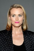 Taylor Schilling F230eb406639643