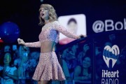 Тейлор Свифт (Taylor Swift) IHeartRadio Music Festival (show), MGM Grand Garden Arena, 2014 (85xHQ) 26c087406653210