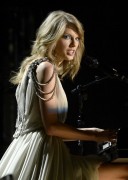 Тейлор Свифт (Taylor Swift) 56th GRAMMY Awards - Performance, Staples Center, Los Angeles, 01.26.2014 (19xHQ) F58355406652946