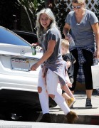 [LQ tag] Hilary Duff - out in Studio City 4/28/15