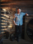 Дженсен Эклс (Jensen Ackles) Supernatural Season 9 Photoshoot - 2013 (3xHQ) Aa1edb408139127