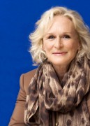 Гленн Клоуз (Glenn Close) "Albert Nobbs" press conference (Hollywood, 05.10.2011) 53e71d408358830