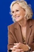 Гленн Клоуз (Glenn Close) "Albert Nobbs" press conference (Hollywood, 05.10.2011) D5a83e408358828