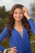 Зендая Коулман (Zendaya Coleman)  Posing in a blue jumpsuit at a house in Los Angeles, 04.12.2012 - 10xHQ B8200a408376595