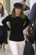 Эмма Уотсон (Emma Watson) at JFK International Airport in New York City, 23.06.2013 - 5xHQ 5737d4408801214