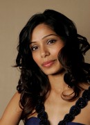 Фрида Пинто (Freida Pinto) Toronto International Film Festival Portraits - 4xHQ Fceb21409159122