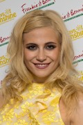 [MQ] Pixie Lott -  Frankie and Benny's Rays of Sunshine Concert in London 6/7/15