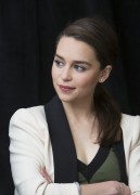 Эмилия Кларк (Emilia Clarke) Game of Thrones Press Conference, London Hotel, New York City, 2014 (46xHQ) 068800418166758