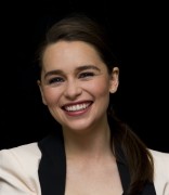 Эмилия Кларк (Emilia Clarke) Game of Thrones Press Conference, London Hotel, New York City, 2014 (46xHQ) 8414cb418166619