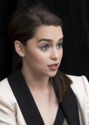 Эмилия Кларк (Emilia Clarke) Game of Thrones Press Conference, London Hotel, New York City, 2014 (46xHQ) Fe668a418166744