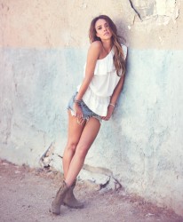 http://thumbnails105.imagebam.com/41826/360fb1418257290.jpg