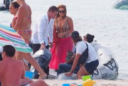 Мэрайя Кэри (Mariah Carey) Boobs Spills Out Of Her Tight Swimsuit In Ibiza - 01.07.2015 - 55xHQ C76b24420660548