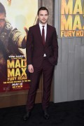 Николас Холт (Nicholas Hoult) Mad Max Fury Road Premiere, 2015 (95xHQ) 955c8d422500710