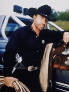 Крутой Уокер / Walker, Texas Ranger (Чак Норрис / Chuck Norris) сериал 1993-2001 Dd9bb1432201373