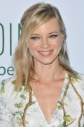 Amy Smart  7489c3434641939