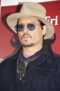 Джонни Депп (Johnny Depp) Mortdecai Photocall at The Peninsula Tokyo (Tokyo, January 28, 2015) - 98хHQ A594fc434661725