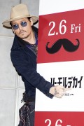 Джонни Депп (Johnny Depp) Mortdecai Photocall at The Peninsula Tokyo (Tokyo, January 28, 2015) - 98хHQ B3683b434661440