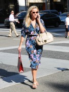 Риз Уизерспун (Reese Witherspoon) out in Los Angeles, 24.09.2015 - 67xHQ Affa05445182796