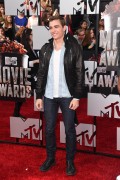 Дэйв Франко (Dave Franco) MTV Movie Awards at Nokia Theatre in Los Angeles 2014.04.13 - 30xHQ 52c8f1449001180