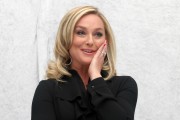 Elisabeth Rohm 97e105451373222