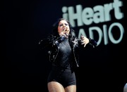 Деми Ловато (Demi Lovato) performing at Wild 94.9's Jingle Ball at the Oracle Arena in Oakland, California, 03.12.2015 (120xHQ) D32cae453111983