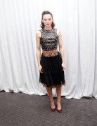 Дэйзи Ридли (Daisy Ridley) 'Star Wars - The Force Awakens' Press Conference in Los Angeles (December 4, 2015) 558bec454099123