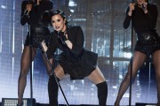 Деми Ловато (Demi Lovato) performing 'Confident' at the American Music Awards in Los Angeles, 22.11.2015 (21xHQ) 416fc2455016229