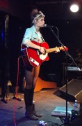Нина Несбитт (Nina Nesbitt) Performing at The Roadhouse in Manchester. 10.05.2011 (7xHQ) 537de8455018345