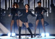 Деми Ловато (Demi Lovato) performing 'Confident' at the American Music Awards in Los Angeles, 22.11.2015 (21xHQ) 6b2a3c455016094