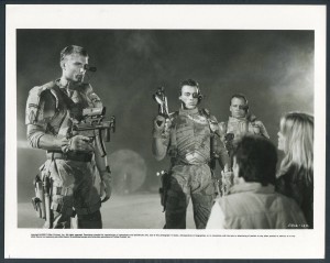 Универсальный солдат / Universal Soldier; Жан-Клод Ван Дамм (Jean-Claude Van Damme), Дольф Лундгрен (Dolph Lundgren), 1992 Fd8315456868822