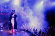 Никки Минаж (Nicki Minaj) Celebrating the New Year at Drai's nightclub in Las Vegas, show,12.31.2015 (52xHQ) 0aecd5460081017