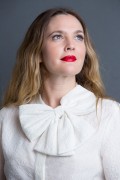 Дрю Бэрримор (Drew Barrymore) Wildflower Portraits by Amy Sussman (2015.10.20.) (3xHQ) A0b015461131600