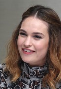 Лили Джеймс (Lily James) 'Pride and Prejudice and Zombies' press conference in West Hollywood, 01.22.2016 - 49xHQ E1a52b461537024