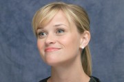 Риз Уизерспун (Reese Witherspoon) Munawar Hosain Portraits for Rendition Press Conference on October 4, 2007 - 35xHQ 557ad1462539658