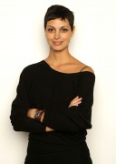 Морена Баккарин (Morena Baccarin) Death in Love 2008 Sundance Portrait Shoot,21.01.2008 - 3xHQ 1f4ea3463106954