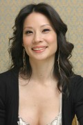 Люси Лью (Lucy Liu) Lucky Number Slevin Press Conference 2005 - 30xHQ 5df045463263442